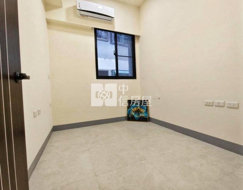 屏東市中心公園學區全新3房平車華廈房屋室內格局與周邊環境