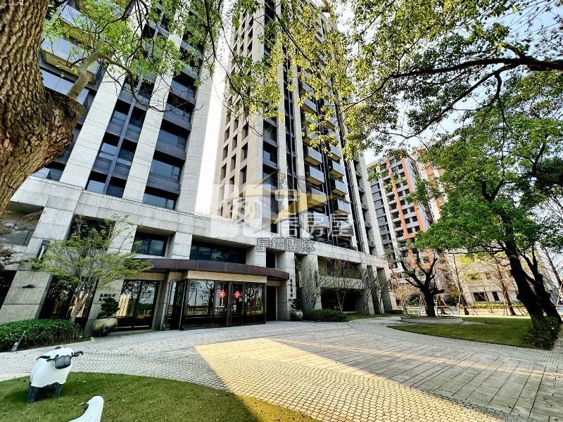 【星鑽】A18高鐵站前捷寶雲品3+1房車房屋室內格局與周邊環境