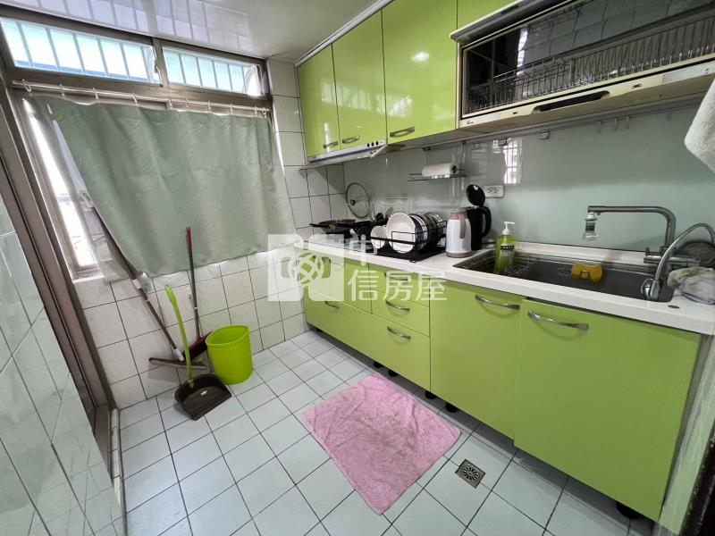 體育園區超值成家電梯2房(車位輪抽)房屋室內格局與周邊環境