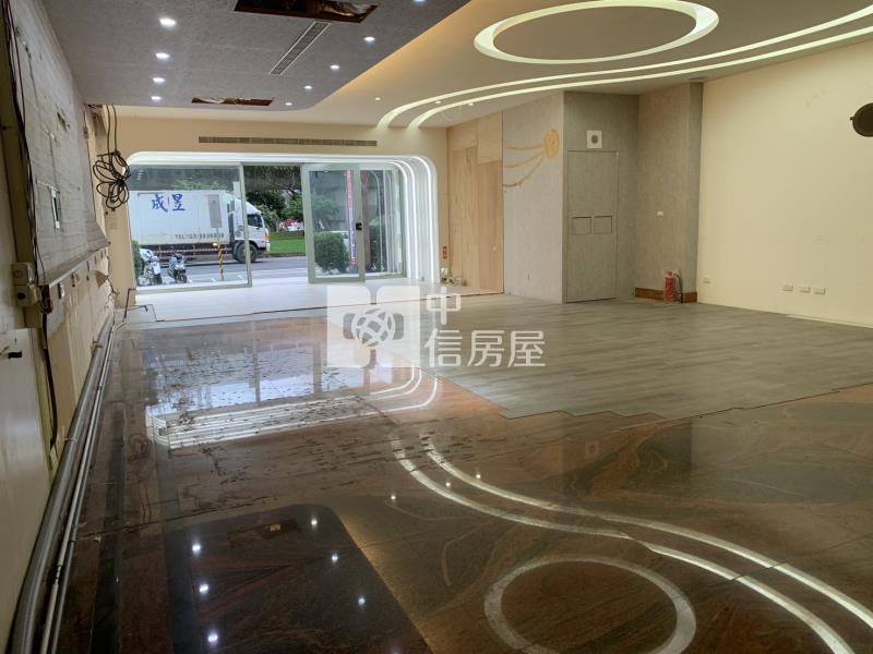 出售-青埔高鐵北路金店面房屋室內格局與周邊環境