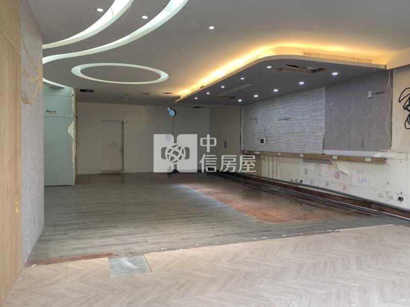 出售-青埔高鐵北路金店面房屋室內格局與周邊環境
