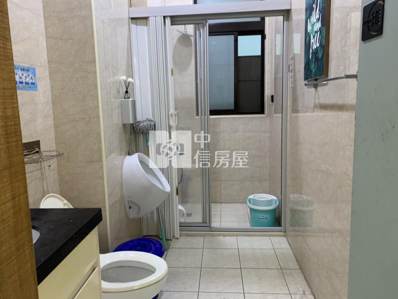 出售-青埔高鐵北路金店面房屋室內格局與周邊環境