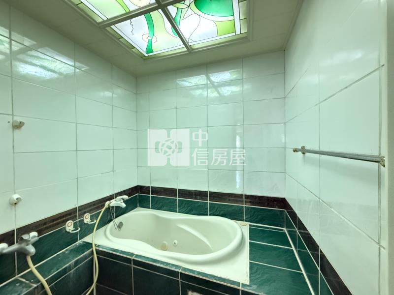 萬壽公園巴洛克王朝2+1房車位房屋室內格局與周邊環境