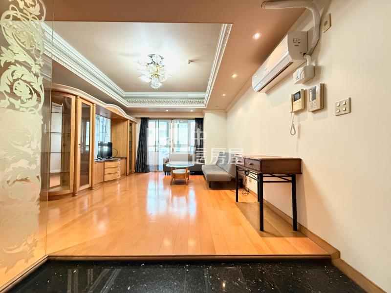 萬壽公園巴洛克王朝2+1房車位房屋室內格局與周邊環境