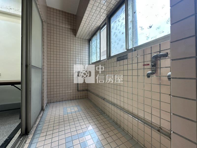 中路、藝文特區全新整理住辦房屋室內格局與周邊環境