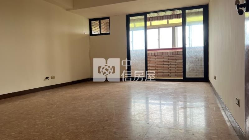 環東商圈大四房+車位房屋室內格局與周邊環境