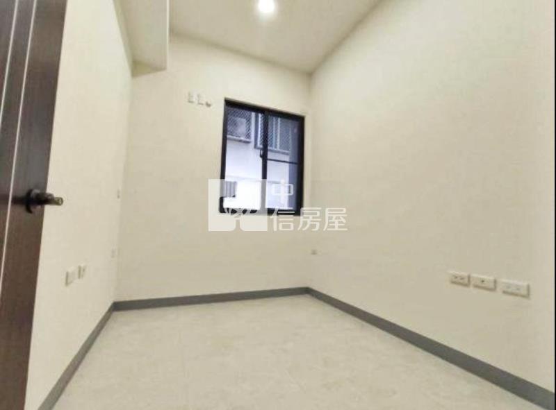 屏東市中心公園學區全新3房平車華廈房屋室內格局與周邊環境