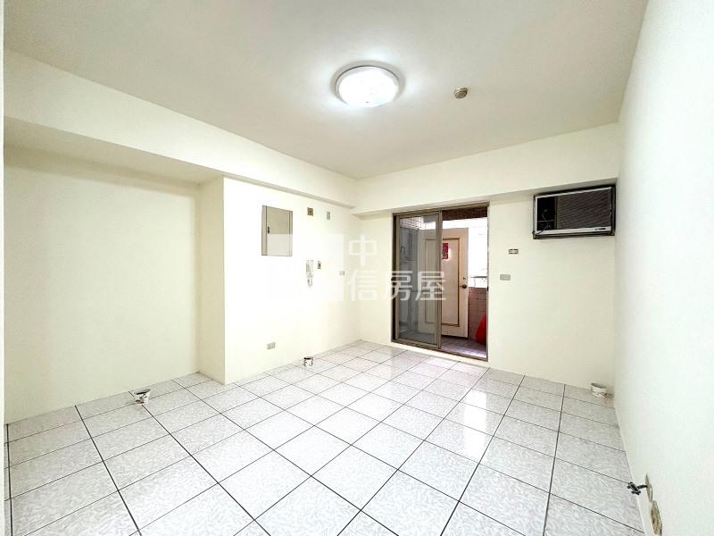 十甲黃昏市場四房+車位房屋室內格局與周邊環境