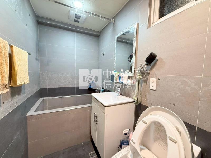 台北大國前區稀有兩房房屋室內格局與周邊環境