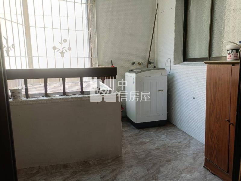 小港平治街2樓公寓房屋室內格局與周邊環境