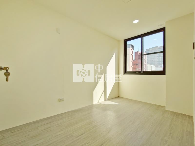 一中商圈電梯美三房房屋室內格局與周邊環境