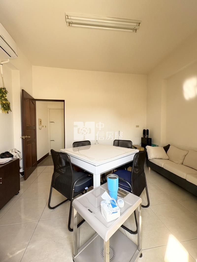 鳳山投資型透天店住房屋室內格局與周邊環境