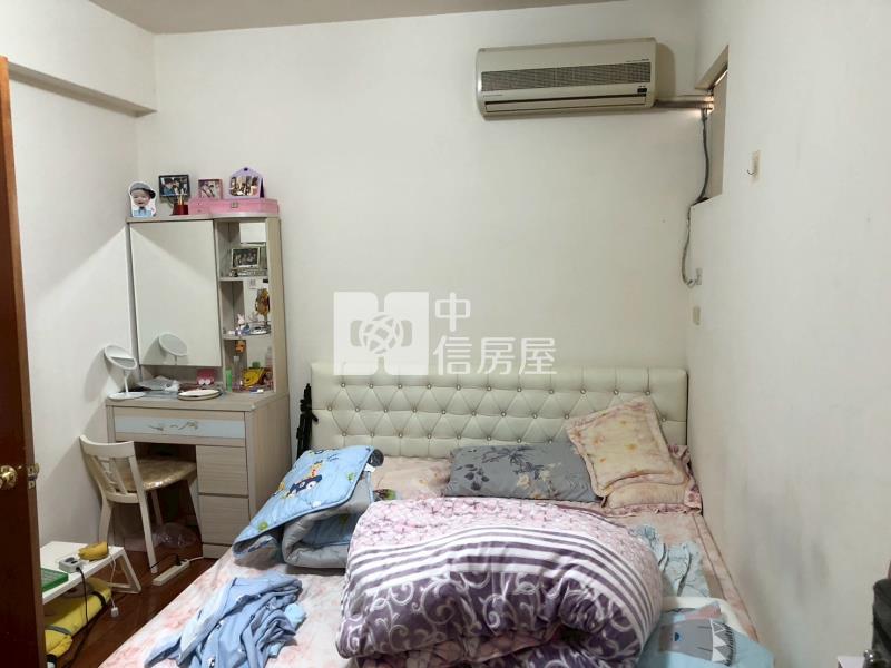 竹南前院車位美透天房屋室內格局與周邊環境