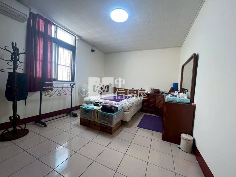 照南學區黃金轉角大坪美透天房屋室內格局與周邊環境