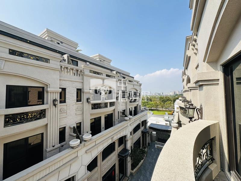 水湳經貿中央公園特區唯一豪墅方程富鼎房屋室內格局與周邊環境