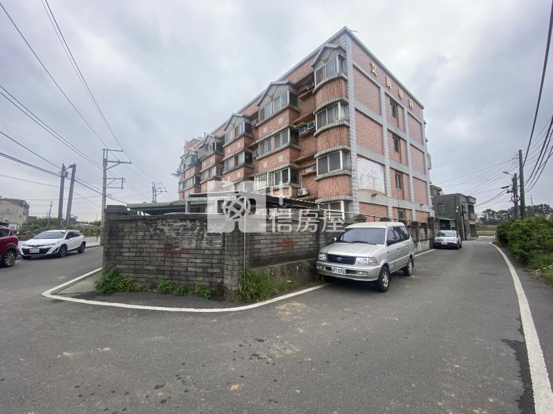 【安家】專任-中國科技大學陽台電梯套房房屋室內格局與周邊環境