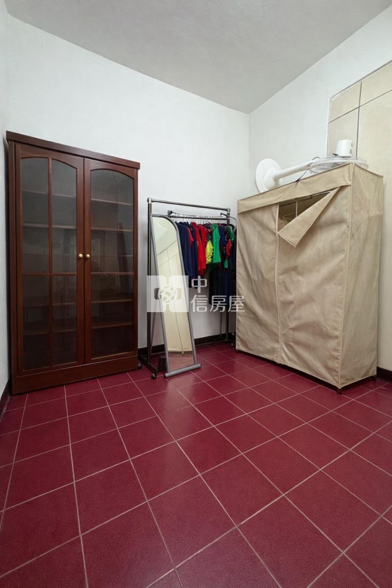 永豐完全中學一樓房屋室內格局與周邊環境