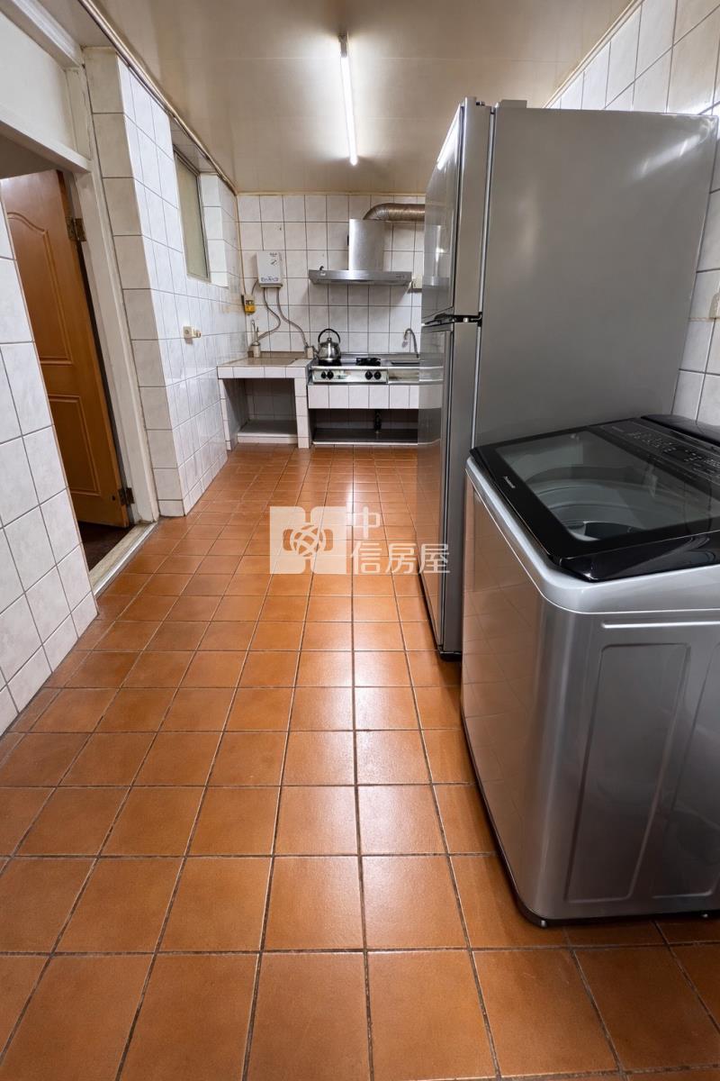 永豐完全中學一樓房屋室內格局與周邊環境