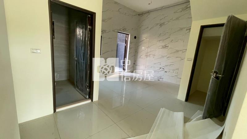 贏家豪帝透天A2房屋室內格局與周邊環境