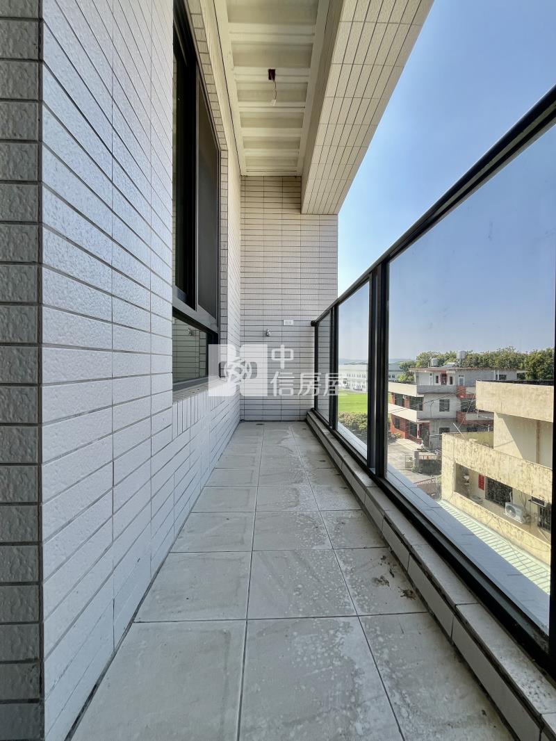 草屯全新三房平車房屋室內格局與周邊環境