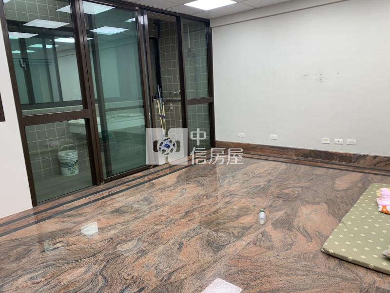 青埔高鐵北路二樓住辦房屋室內格局與周邊環境
