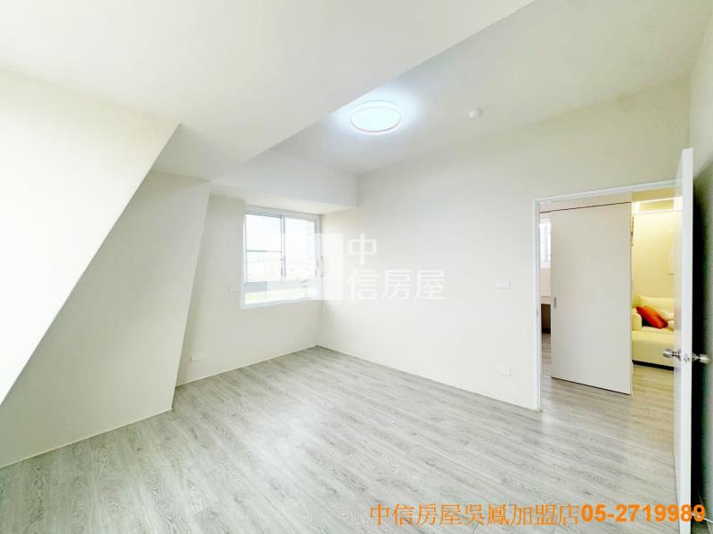 香湖公園漂亮美3房房屋室內格局與周邊環境