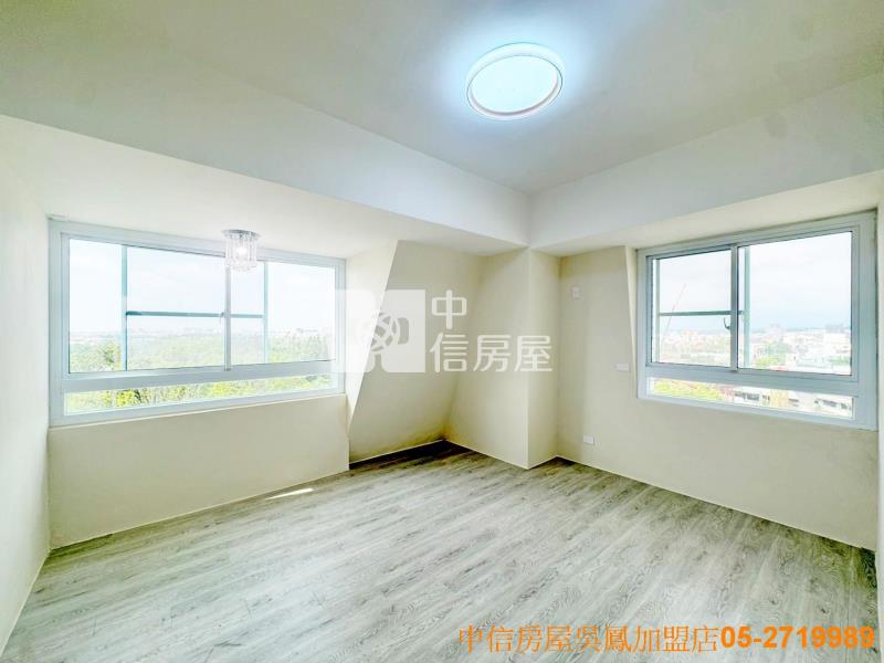 香湖公園漂亮美3房房屋室內格局與周邊環境