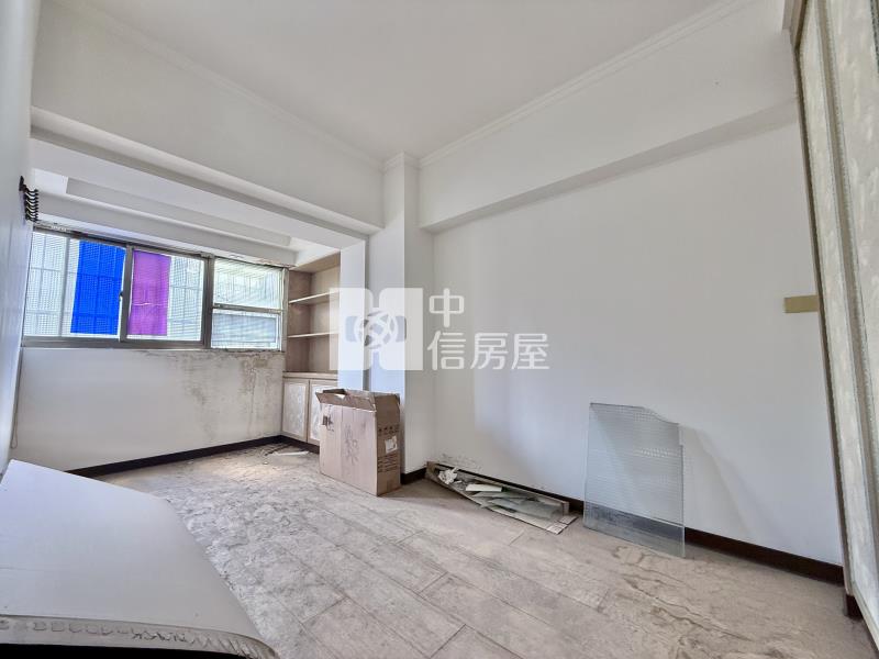 穩定收租金雞母，稀有釋出房屋室內格局與周邊環境