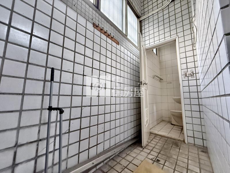 穩定收租金雞母，稀有釋出房屋室內格局與周邊環境