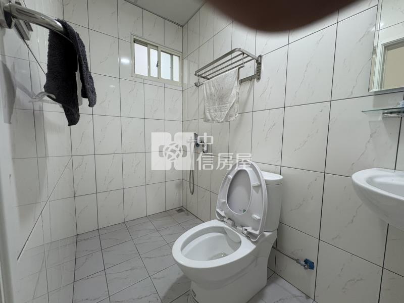 中壢後站林森國小健行科大公寓店面1樓房屋室內格局與周邊環境