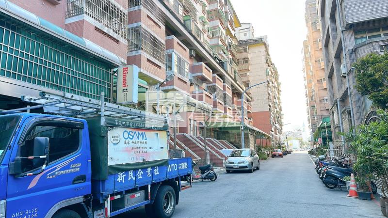 文雅國小車庫樓店房屋室內格局與周邊環境