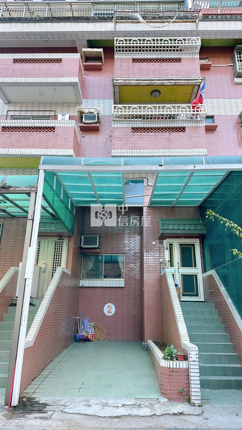 文雅國小車庫樓店房屋室內格局與周邊環境