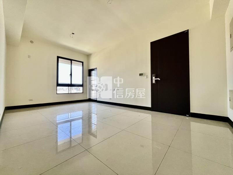 草屯全新三房平車3A