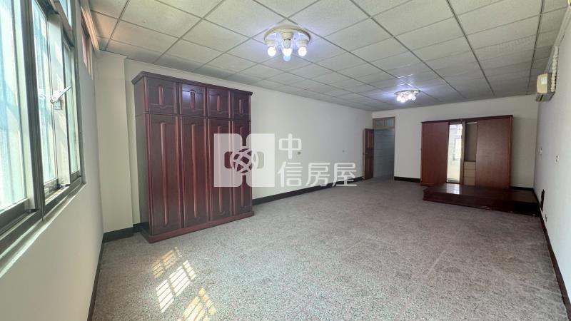 專-大園市區電梯店面房屋室內格局與周邊環境