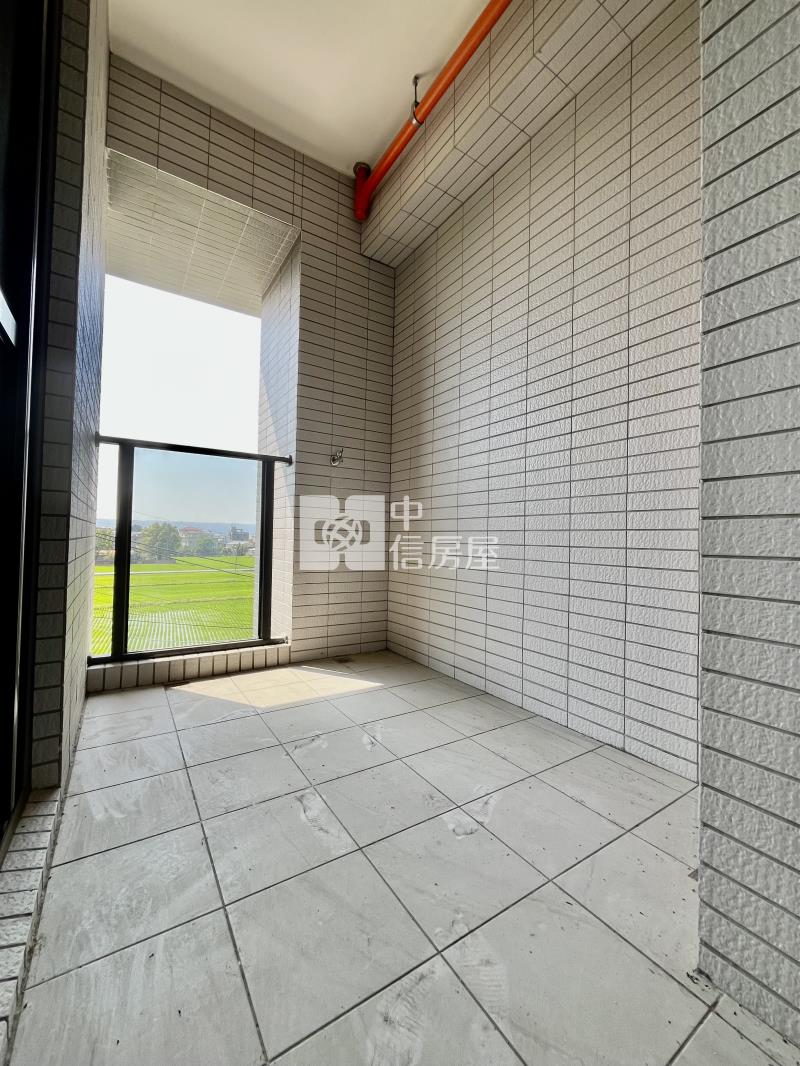 草屯全新大四房平車房屋室內格局與周邊環境