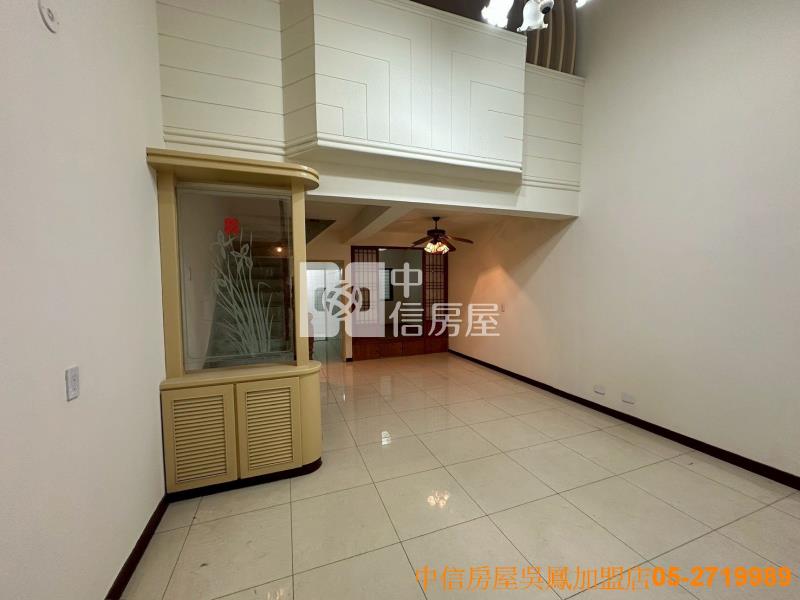 自強街美別墅房屋室內格局與周邊環境