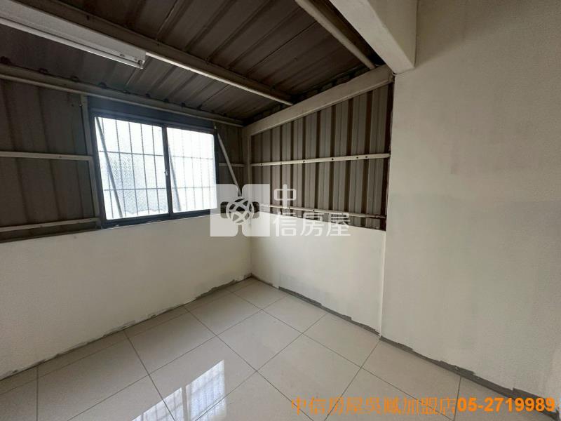 自強街美別墅房屋室內格局與周邊環境