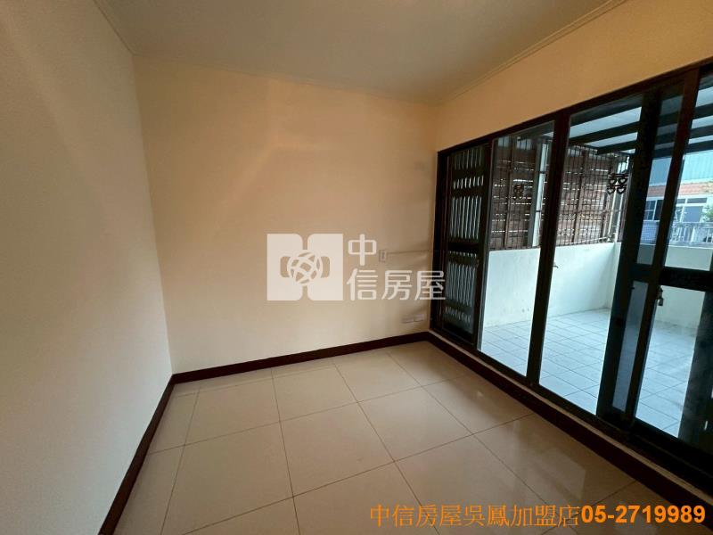 自強街美別墅房屋室內格局與周邊環境