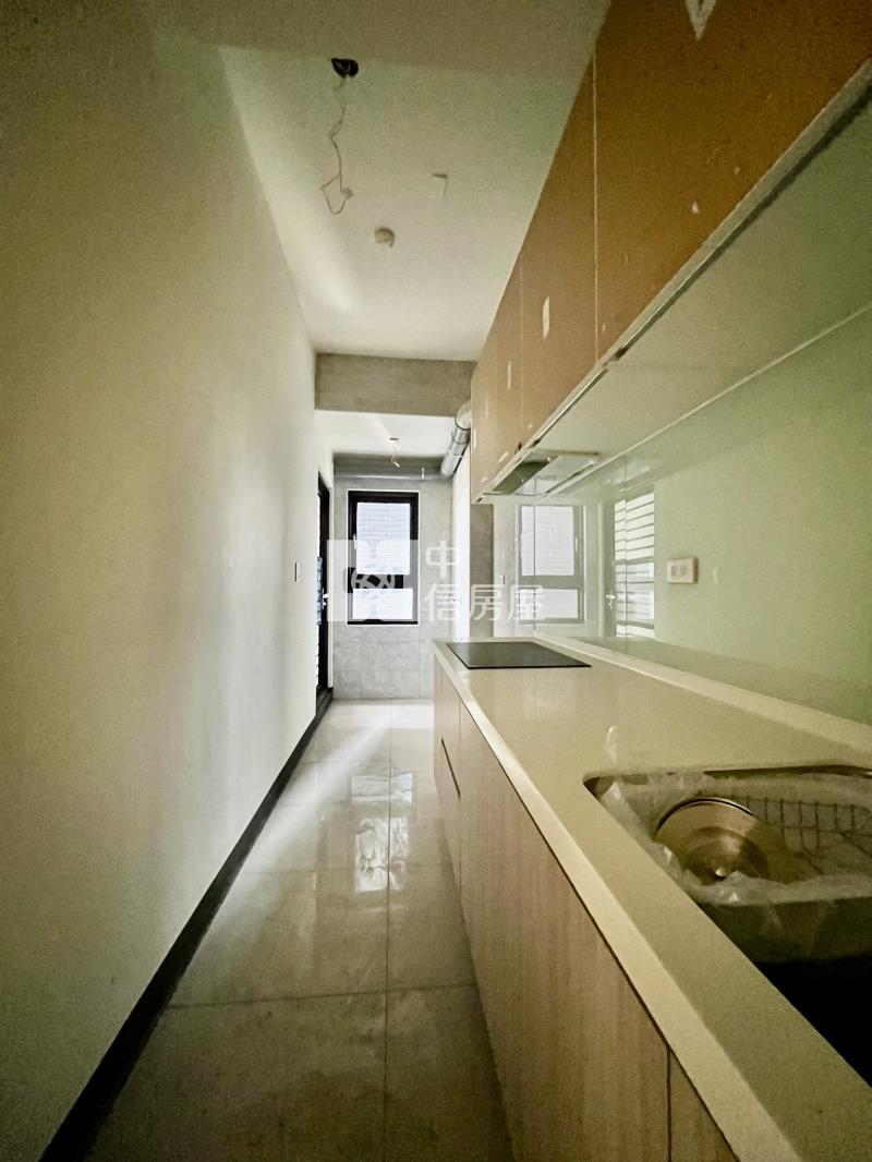 草屯全新大三房平車房屋室內格局與周邊環境