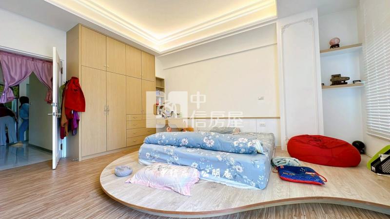 嘉義博愛國小7年屋豪華大別墅房屋室內格局與周邊環境