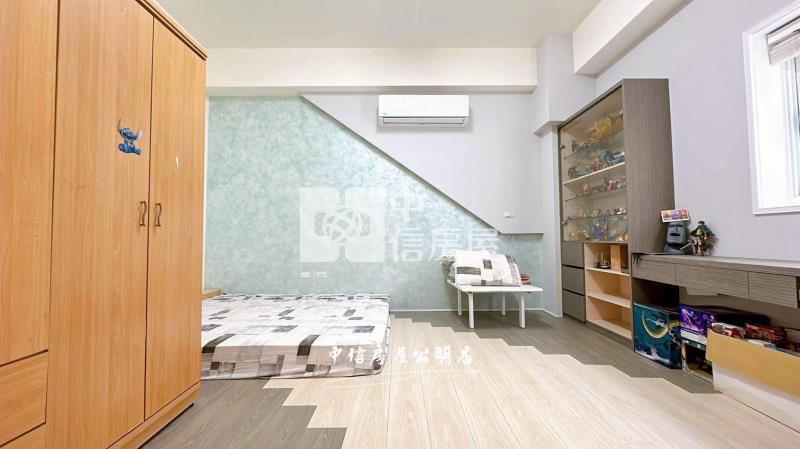 嘉義博愛國小7年屋豪華大別墅房屋室內格局與周邊環境