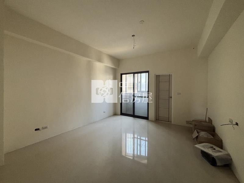 太平中興商圈全新電梯透天店面房屋室內格局與周邊環境