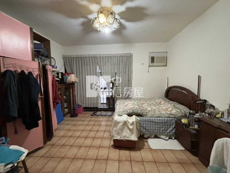 中原大地坪孝親房透天房屋室內格局與周邊環境