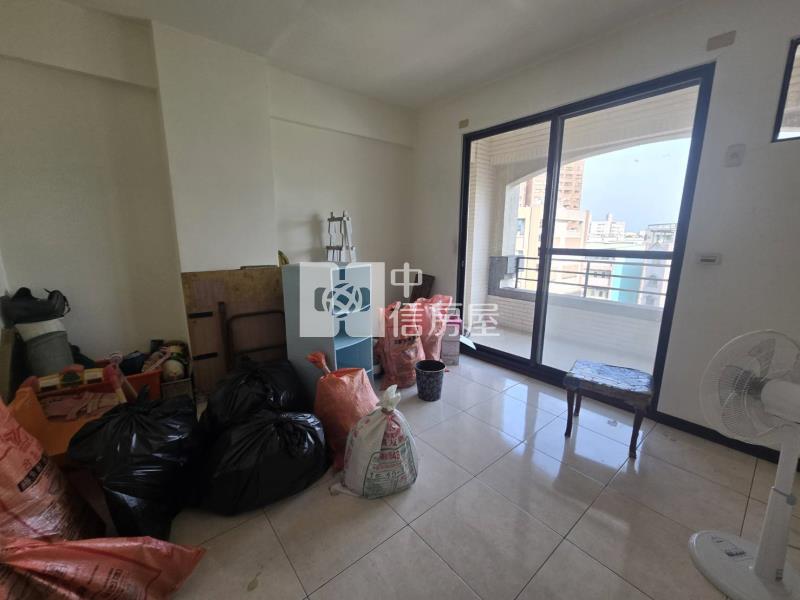 正漢民路面透天(專)房屋室內格局與周邊環境