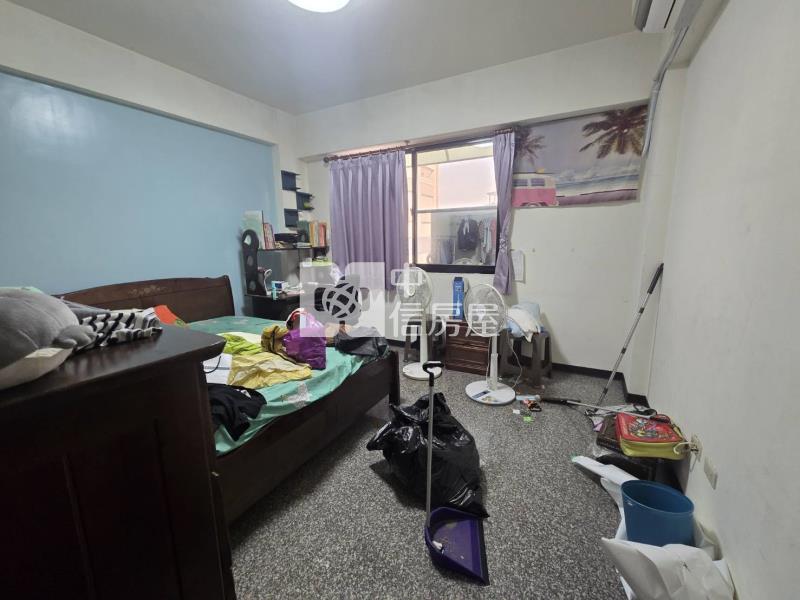 正漢民路面透天(專)房屋室內格局與周邊環境