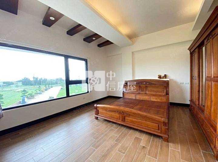 新坡豪華農舍房屋室內格局與周邊環境