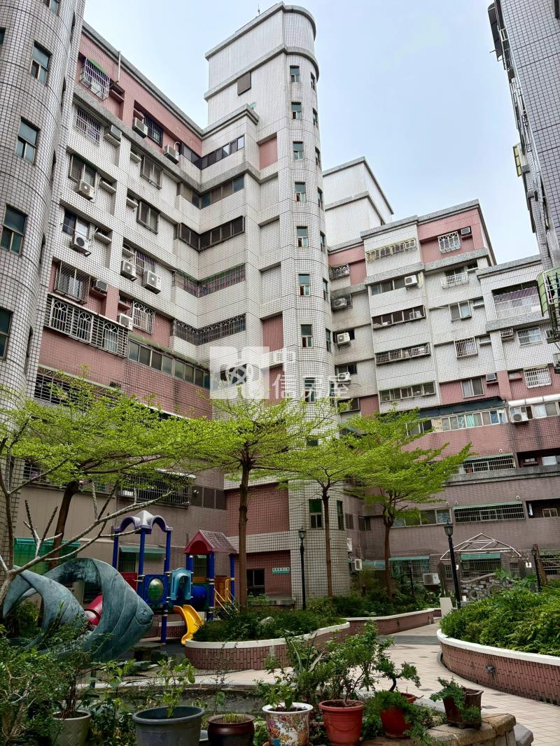 稀少釋出烏日九德四房大陽台平車房屋室內格局與周邊環境