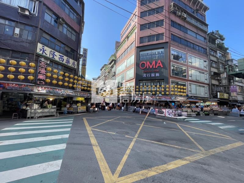 正廟口商圈3樓房屋室內格局與周邊環境