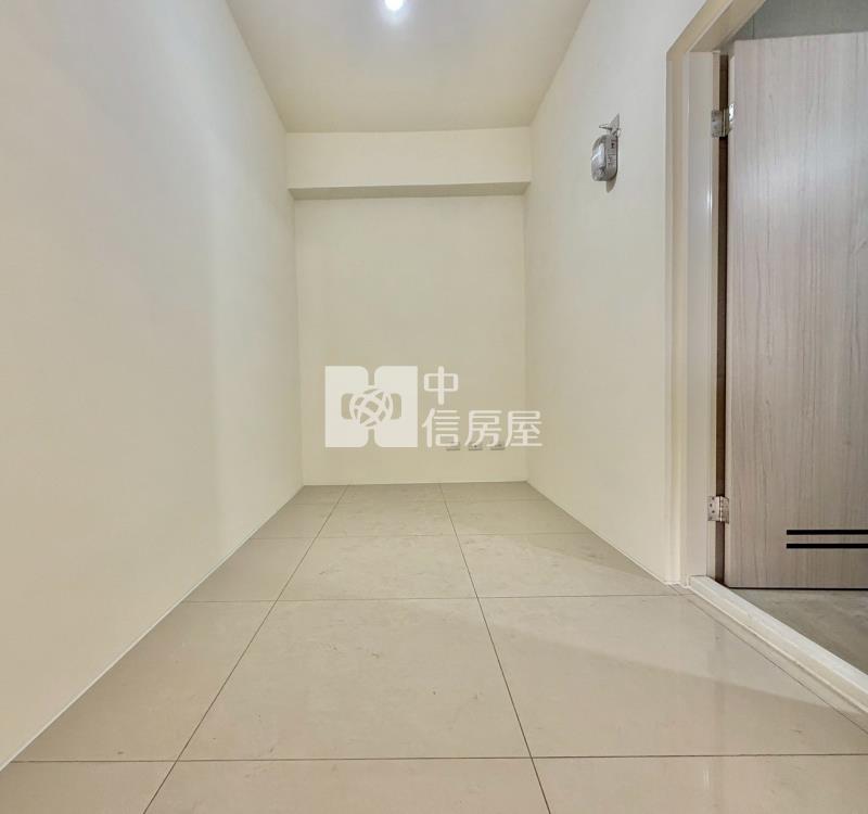 臨路全新氣派樓店房屋室內格局與周邊環境