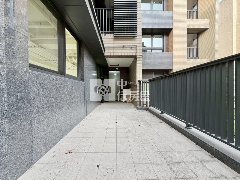 臨路全新氣派樓店房屋室內格局與周邊環境